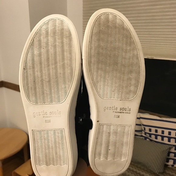 Gentle Souls Carole Velvet High Top Sneakers - Picture 5 of 6